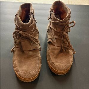 UGG Women’s Brown Suede Ankle Boots